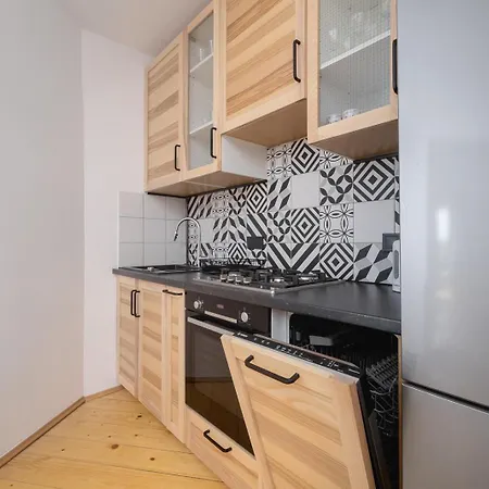 3 Bedroom Apartment-aleja Daszynskiego- Grzegorzki