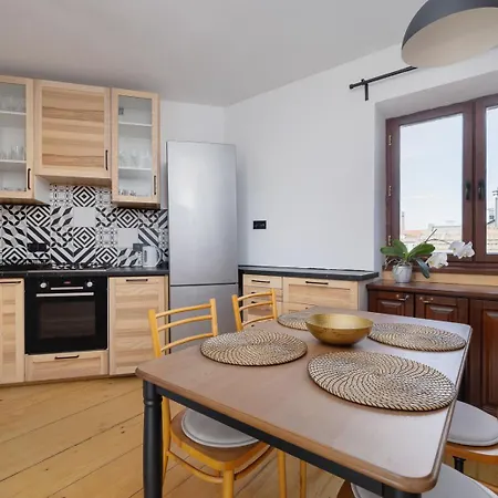 3 Bedroom Apartment-aleja Daszynskiego- Grzegorzki * Krakov