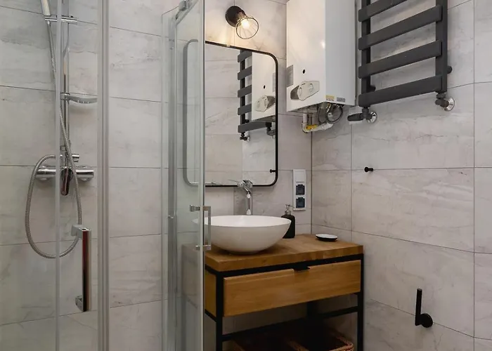 3 Bedroom Apartment-aleja Daszynskiego- Grzegorzki Apartment Krakow