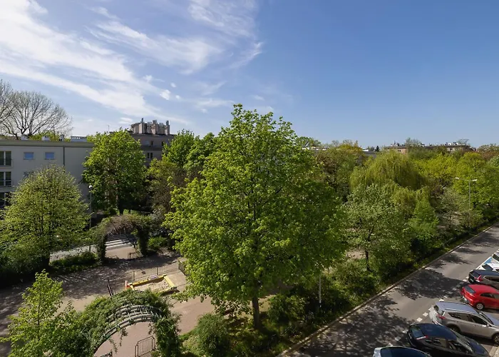 3 Bedroom Apartment-aleja Daszynskiego- Grzegorzki *